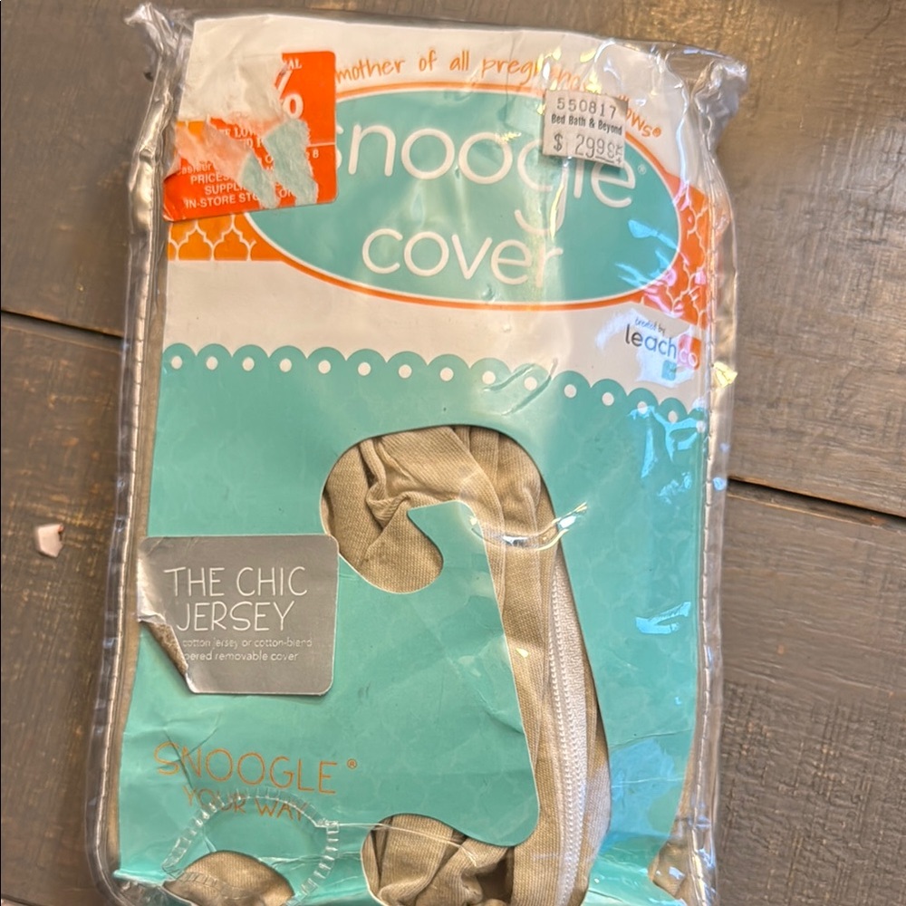 Snoogle Chic Jersey Cover in Cream